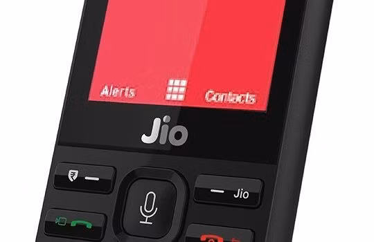 Cu ong An Do tu vong vi dien thoai phat no