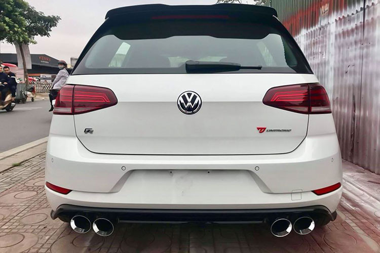 Khối động cơ này sẽ cho công suất 292 mã lực có được tại 5.500v/ và mô-men xoắn cực đại 379Nm tại dải vòng tua 1.800 - 5.500 v/p sức mạnh được truyền xuống bốn bánh (4MOTION) thông qua DSG 7 cấp (hộp số Tiptronic) hoặc số sàn 6 cấp (6MT).