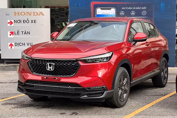 Het uu dai tu chinh phu, HVN van giam toi 100% phi truoc ba oto