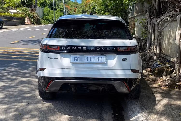 Range Rover tien ty mang sieu bien “ngu quy 1” o Dong Nai