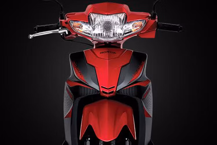 Xe vẫn dựa trên ý tưởng thiết kế “Thanh thoát và Sắc nét” của phiên bản trước thể hiện qua những mảng khối góc cạnh, tạo nên tổng thể một mẫu xe thon gọn và tinh tế. Với mục tiêu đem đến cho người dùng một mẫu xe đậm chất thể thao và cá tính hơn