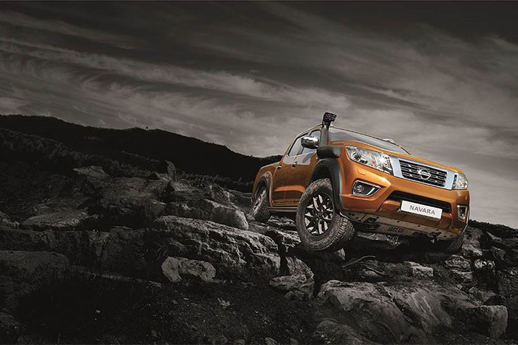 Hãng xe hơi Nissan vừa chính thức giới thiệu mẫu xe bán tải Nissan Navara of-road AT32 – chiếc Navara chính hãng có khả năng offroad tốt nhất trước nay tại triển lãm xe thương mại “Commercial Vehicle Show 2018” ở Birmingham, Anh quốc.