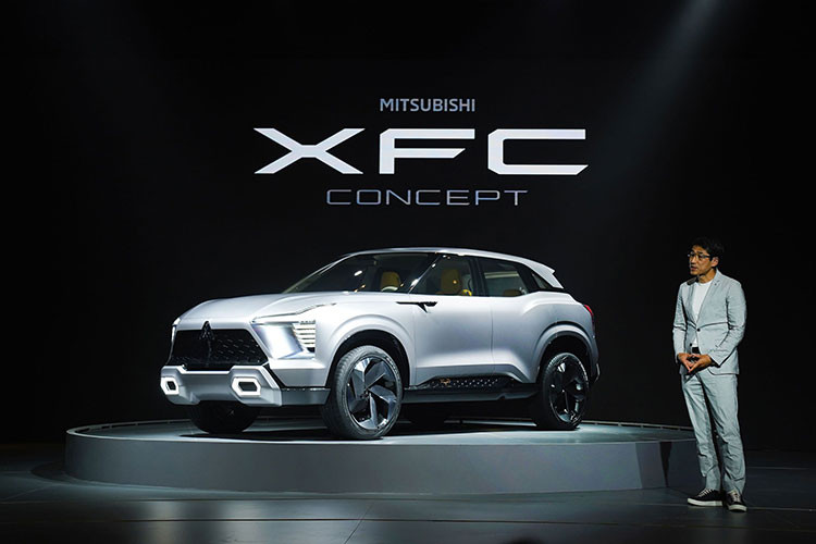 SUV Mitsubishi moi se 