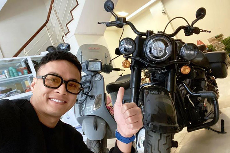 Do đó, mức giá 800 triệu mà diễn viên Hồng Đăng bỏ ra để mua mẫu xe này là rất hợp lý. Nếu mua Harley Davidson Heritage 114 2019 phiên bản nhập Mỹ thì mức giá của chiếc xe này có thể lên đến 1,1 tỉ đồng.