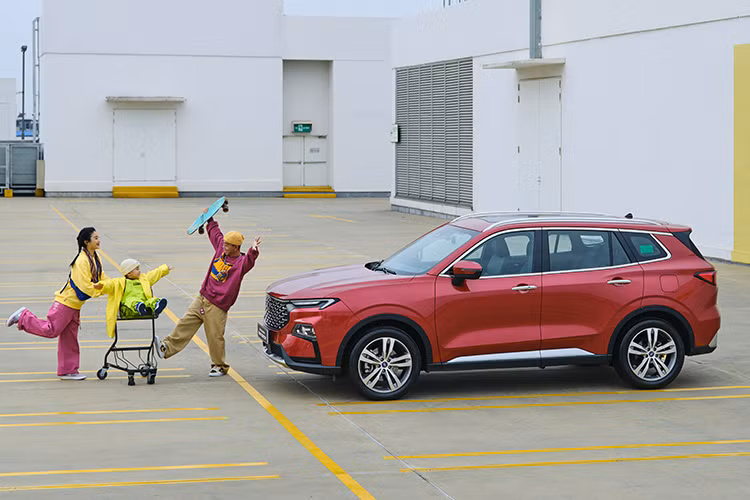 Hon 10.000 xe Ford Territory den tay khach Viet sau hon 1 nam