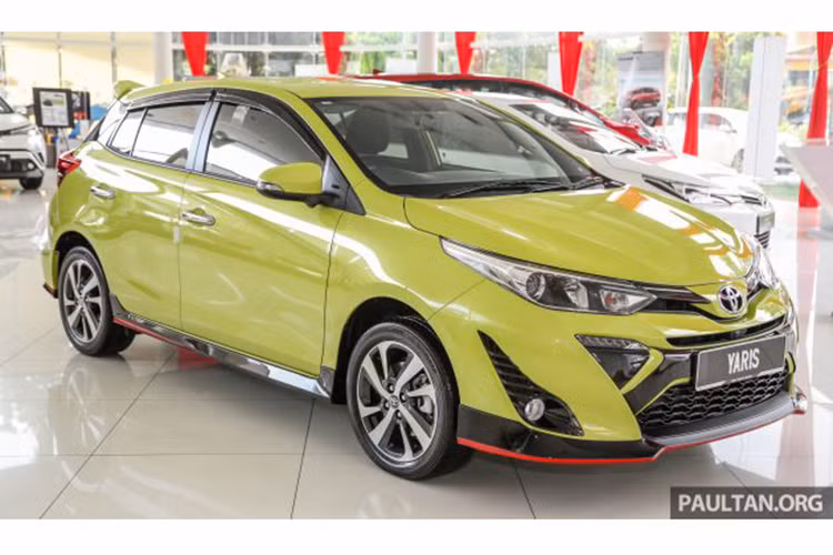 Mẫu xe Toyota Yaris 2019 mới thực chất chỉ là phiên bản nâng cấp facelift giữa đời nên nó được thay đổi nhẹ nhàng về thiết kế ngoại thất để làm mới sản phẩm. Mẫu xe này chuẩn bị được giới thiệu và bán a tại Malaysia.
