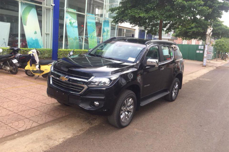 Chevrolet Trailblazer 2.8L 4x4 AT LTZ sở hữu động cơ Turbo diesel Duramax 2.8L 4 xy-lanh, mức khí thải đạt tiêu chuẩn Euro 4. Đây cũng là động cơ turbo diesel hai cầu duy nhất trên thị trường trong thời điểm hiện tại cho công suất đạt 197 mã lực và mô men xoắn đạt 500 Nm.