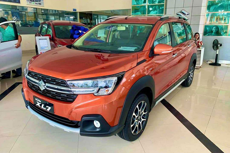 Trong tháng 7, doanh số Suzuki XL7 chỉ đạt 181 xe, giảm 57% so với tháng trước. Trước đó, XL7 từng nhen nhóm cơ hội áp sát Xpander nhưng đã nhanh chóng bị dập tắt, trong đó có nguyên nhân lượng xe về đại lý Suzuki không đều.