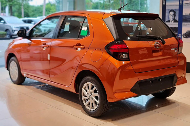 Toyota Wigo 2023 giam chi con 350 trieu, dau Hyundai Grand i10-Hinh-4
