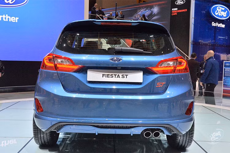 Động cơ cho công suất tối đa lên tới 197 mã lực tại vòng tua 6.000 vòng/phút và mô-men xoắn cực đại 290Nm tại dải vòng tua máy từ 1.600 đến 4.000 vòng/phút. Nhờ đó, xe có thời gian tăng tốc từ 0 - 100km/h chỉ trong vòng 6,5 giây trước khi đạt tốc độ tối đa 232 km/h.