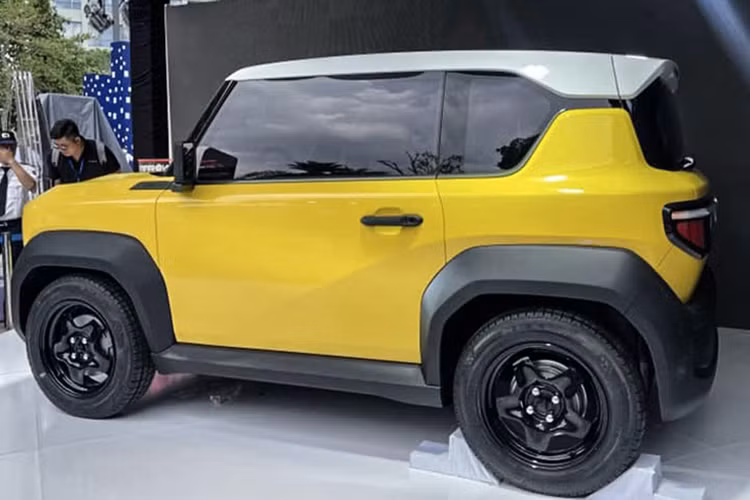 Theo một số nguồn tin, mẫu xe điện mini VinFast VF3 sẽ có tốc độ tối đa đạt 100 km/h và phạm vi hoạt động 285 km (theo chu trình thử nghiệm CLTC của Trung Quốc) hoặc là 237 km (theo chu trình thử nghiệm WLTP của châu Âu).