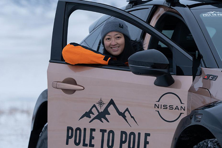 Cap vo chong cuoi Nissan Ariya dien 