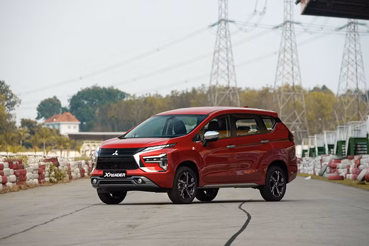 Mitsubishi Xpander van la 