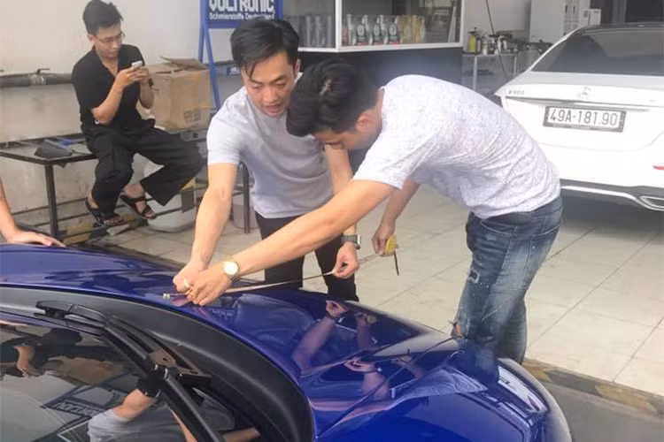 Theo những thông tin mới nhất, hành trình sẽ được chia làm 2 chặng khác nhau. Chặng đầu tiên sẽ xuất phát từ Hà Nội đi thị trấn Sa Pa dự kiến vào ngày 4/3 với tổng quãng đường khoảng 350km, chủ yếu là tuyến cao tốc Hà Nội – Lào Cai. Trong ngày tiếp theo (5/3), đoàn xe sẽ di chuyển ngược trở về Hà Nội và dự kiến sẽ viếng thăm lăng Bác.