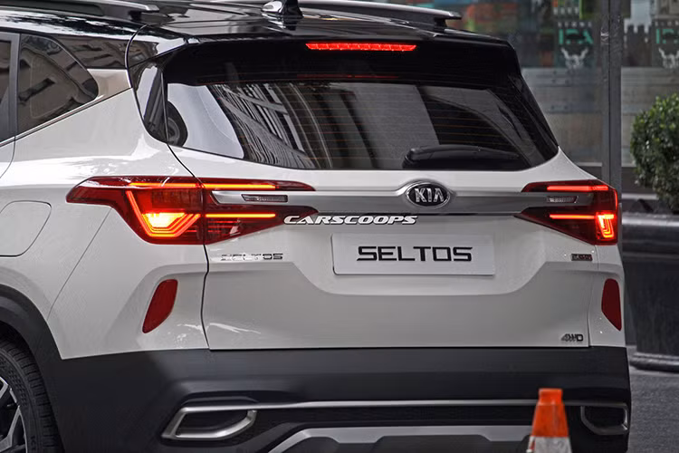 Nhìn chung, Seltos mang thiết kế rất hiện đại và cá tính để nhắm vào đối tượng khách hàng trẻ. Nó cũng sở hữu thiết kế mang nhiều nét tương đồng với mẫu Kia SP2i Concept được giới thiệu hồi đầu năm nay.