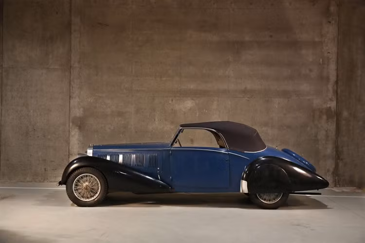 Được biết, ông Thomasson đã mua ba chiếc siêu xe Bugatti hàng hiếm này vào khoảng cuối năm 1950 và đầu năm 1960, trong một giai đoạn khi giá trị của những chiếc xe này đã chạm xuống đáy.