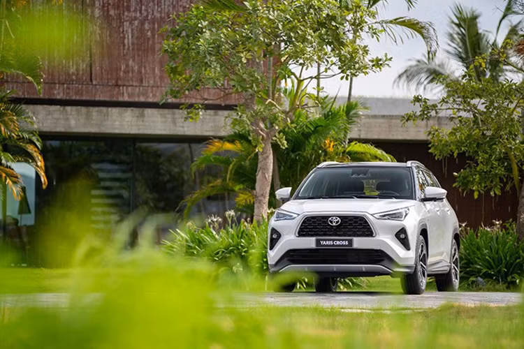 Suzuki XL7 la xe hybrid ban chay nhat Viet Nam thang 3/2025-Hinh-2