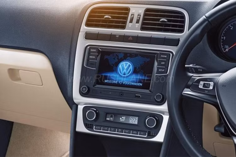 Giám đốc Volkswagen Passenger Cars Ấn Độ - cho biết: “Với cam kết của chúng tôi về việc giới thiệu và đổi mới sản phẩm, chúng tôi xin giới thiệu Polo trong một động cơ MPI 1.0L mới. Chúng tôi đã tối ưu hóa khối động cơ để đạt được hiệu suất tối đa và sẽ luôn tiếp tục cải tiến, cung cấp danh mục sản phẩm đa dạng hơn cho khách hàng tại Ấn Độ.” 