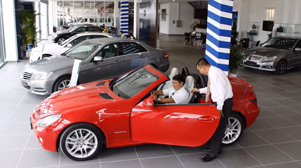 Thue tieu thu dac biet xe sang tai Viet Nam tang gap doi-Hinh-2