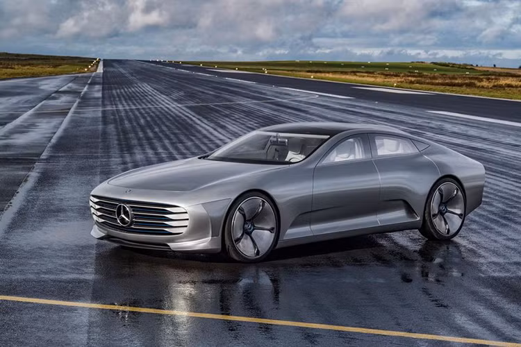 Hãng xe sang Mercedes-Benz đang phát triển một mẫu xe conept dự định là chiếc Mercedes ESF hoàn toàn mới với lời hứa gần như không thể đâm được – không phải bởi vì nó chỉ là một mẫu concept và không ai sẽ lái nói cả, mà bởi vì công nghệ đột phá bên trong nó.