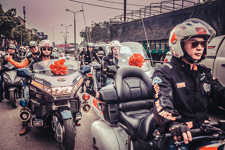 CLB môtô thể thao Thanh Xuân được hình thành từ nhóm những người yêu thích xe môtô sinh sống ở quận Thanh Xuân, nhưng càng về sau đã có thêm nhiều thành viên từ những địa bàn khác tại Hà Nội tham gia sinh hoạt vì yêu thích cách thức hoạt động của CLB.