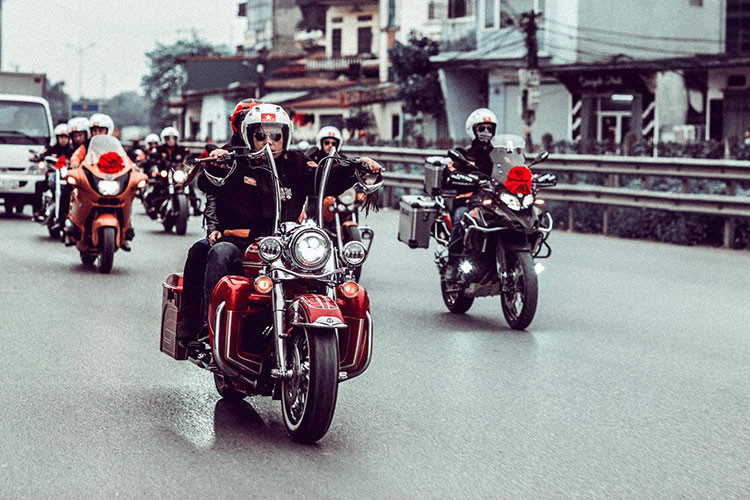 Có thể thấy dòng xe môtô Harley-Davidson được khá nhiều biker tại Việt Nam yêu thích, hiện những chiếc xe môtô của thương hiệu này hiện có giá bán từ khoảng vài trăm triệu đồng trở lên, tuỳ theo từng dòng.
