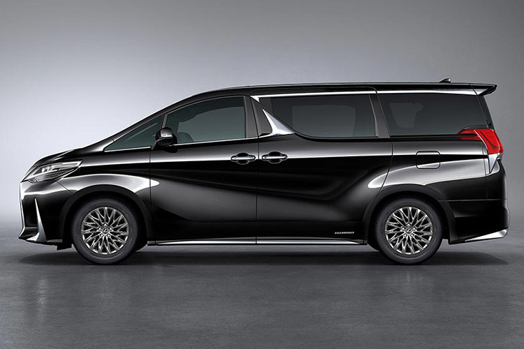Tên gọi “LM” được biết đến là chữ viết tắt của từ “Lexus Minivan”, LM là mẫu minivan đầu tiên của Lexus, hiện tại nó được thiết kế nhắm đến các khách hàng mua minivan giàu có tại thị trường châu Á như Trung Quốc hay quê nhà Nhật Bản.