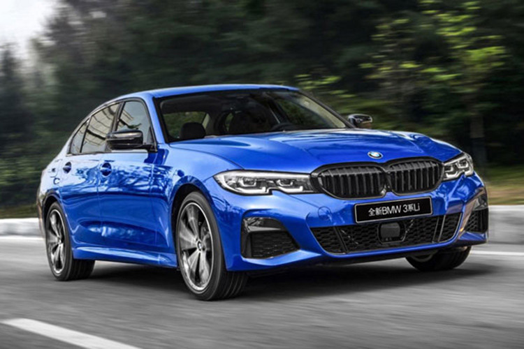 Tổng thể chiều dài của BMW 3-Series trục cơ sở dài là 4.829 mm, khiến nó lớn hơn mọi mẫu xe khác trong phân khúc. Trục cơ sở kéo dài giúp cải thiện đáng kể chỗ để chân thêm 430 mm đối với hành khách hàng ghế sau và cửa sau chỉ dài hơn 110 mm so với 3-Series thông thường.