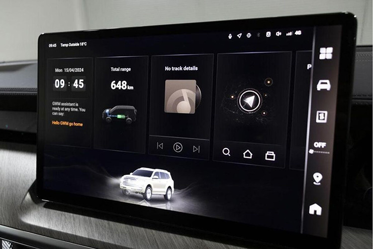 Tank 500 cũng có cần số điện tử, ghế trước chỉnh điện bọc da Nappa, điều hòa tự động 3 vùng, hệ thống âm thanh 12 loa Infinity và cửa sổ trời toàn cảnh. Với 11 chế độ địa hình cùng khóa vi sai điện tử trên cả hai cầu, mẫu SUV này hứa hẹn sẽ mang lại khả năng off-road đáng gờm. 