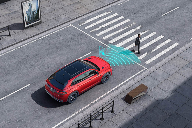 Chi tiết về động cơ chưa được tiết lộ, tuy nhiên Teramont X sử dụng hộp số ly hợp kép DSG 7 cấp thế hệ mới mang lại khả năng truyền mô-men tối ưu, giúp sang số mượt, tăng sự êm ái, thoải mái, đồng thời nâng cao khả năng truyền lực khi leo dốc, chở tải và tăng tốc.