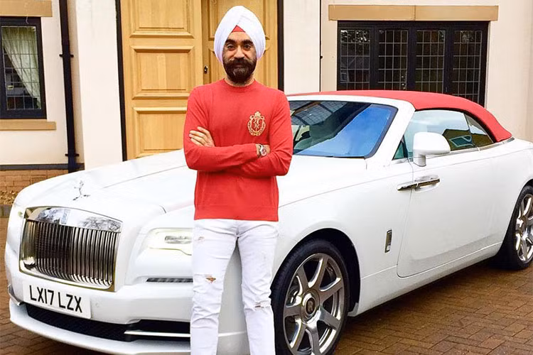 Thật đáng tiếc cho người đàn ông kia, ông Singh đã giành chiến thắng với 7 chiếc Rolls-Royce. Cuối cùng, người đàn ông chế nhạo ông Singh đã phải trả tiền thua cược. Số tiền này đã được dùng để làm từ thiện sau đó. Sau vụ cá cược, Singh chẳng những dạy cho người đàn ông chế nhạo mình một bài học mà còn được rất nhiều người biết đến.