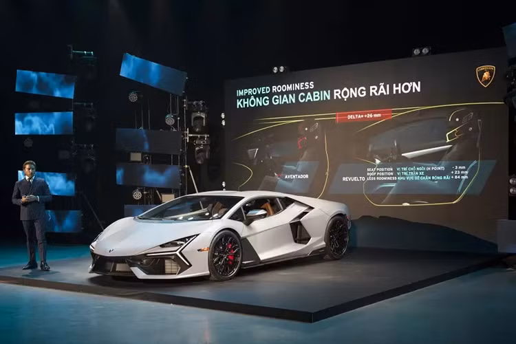 Minh Nhua chinh thuc gap mat Lamborghini Revuelto gia 44 ty dong-Hinh-3