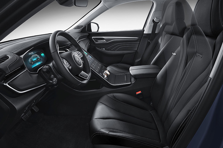 MG chưa công bố nội thất của Majestor nhưng vì chung khung gầm với Maxus D90 nên khả năng khoang cabin của xe sẽ có các tiện ích như: màn hình 12,3 inch trung tâm cùng bảng đồng hồ kỹ thuật số.