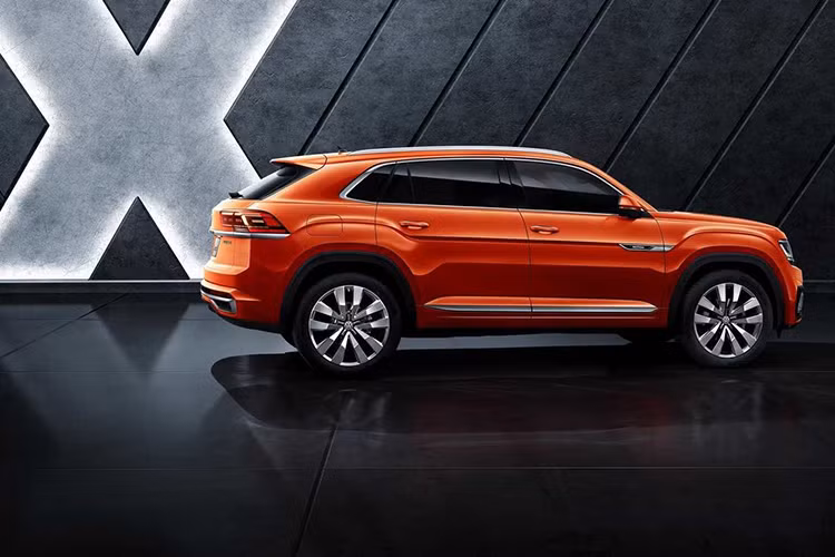 Trên thực tế, đây chính là mẫu Volkswagen Atlas ở thị trường Trung Quốc. Trong khi đó, Volkswagen Teramont X 2019 là phiên bản SUV lai Coupe của mẫu xe 7 chỗ Teramont. Đồng thời, đây cũng là phiên bản thương mại của mẫu xe concept Atlas Cross Sport từng ra mắt lần đầu tiên trong triển lãm New York Auto Show 2018.