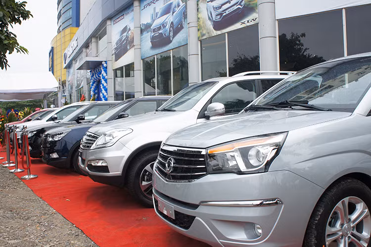 Ngoài việc cạnh tranh về giá cả, đại lý SsangYong Thăng Long cũng đã đầu tư nhiều hơn vào việc cung cấp phụ tùng chính hãng. Tại đây sẽ đáp ứng đầy đủ theo yêu cầu của các khách hàng đã đang và sẽ sử dụng sản phẩm của thương hiệu ôtô SsangYong.