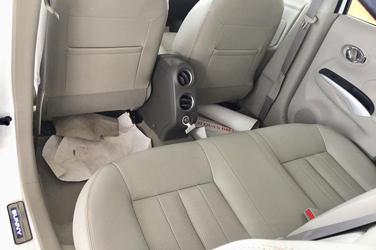 Sức mạnh của xe vẫn đến từ khối động cơ 4 xylanh 1.5L, sản sinh công suất 99,3 mã lực và mômen xoắn cực đại 134 Nm, đi kèm là tùy chọn số tự động 4 cấp hoặc số sàn 5 cấp. Các trang bị an toàn trên xe gồm hệ thống phanh ABS, BA, EBD… không có gì thay đổi so với hiện tại.