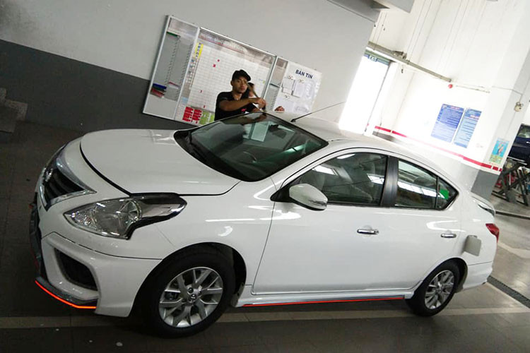 Để biết chính xác thông số kỹ thuật cũng như giá bán chính thức của Nissan Sunny 2019, chúng ta sẽ phải chờ đến triển lãm Vietnam Motor Show 2018 diễn ra trong 2 ngày tới. Trong triển lãm này, ngoài Sunny 2019, hãng Nissan còn có một ngôi sao sáng nữa là SUV Terra.