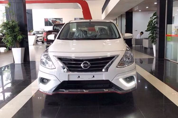 Hiện hãng Nissan vẫn chưa công bố giá bán chính thức của Sunny Q-Series. Tuy nhiên, theo thông tin từ các đại lý, mẫu xe Nissan Sunny 2019 tại Việt Nam sẽ có giá khởi điểm từ 468 triệu đồng, tăng 20 triệu đồng so với trước. Trong khi đó, Nissan Sunny 2019 mới bản cao cấp nhất có giá dự kiến 520 triệu đồng, tăng 27 triệu đồng.