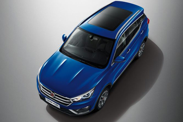 Giá xe Hanteng X5 mới chỉ trong khoảng 650 triệu đồng tại Việt Nam. Đi kèm với đó còn là hàng loạt trang bị công nghệ không thua kém đối thủ nào trong phân khúc. Đây được xem là đối thủ Honda CR-V, Mazda CX-5 hay Hyundai Tucson...