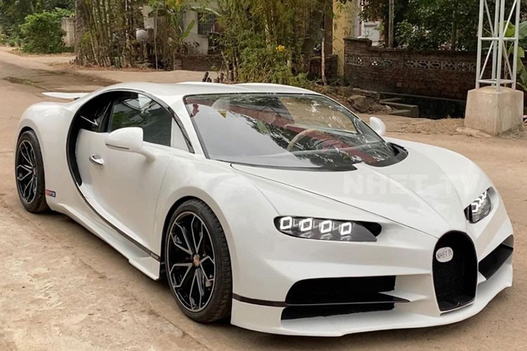 Bugatti Chiron 600 trieu o Quang Ninh lan dau tien den Ha Noi-Hinh-2