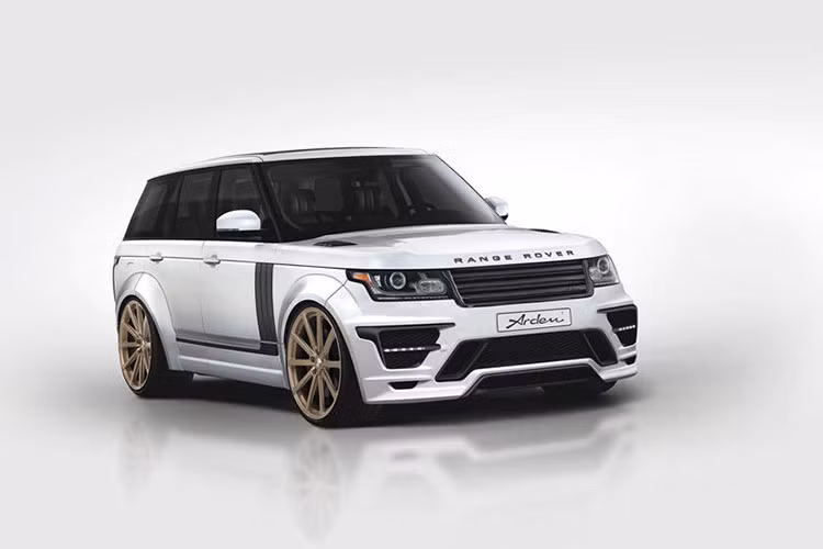 Từ công ty xe độ Arden của Đức, AR12 là một trong nhiều nỗ lực cố gắng thay đổi diện mạo của một chiếc Range Rover và rồi thất bại trong mắt nhiều người hâm mộ. Họ đã tiến hành điều chỉnh tất cả mọi thứ từ động cơ, khung gầm, cho tới nội thất và ngoại thất.