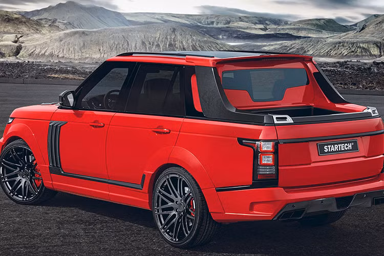 Kết quả là một chiếc bán tải với phần thùng hàng dài 109 cm, với cửa sau vận hành từ xa và kéo dài thêm khoảng cách 59,7 cm nữa khi được ngả xuống. Mẫu bán tải này có thể được chế tạo từ cả bản Range Rover trục cơ sở dài lẫn ngắn, và bạn còn có cả phiên bản thân rộng nữa.