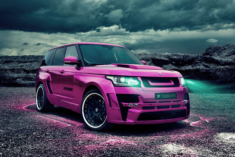 Chốt lại danh sách là một sản phẩm sáng tạo có tính thảm họa khác của Hamann. Range Rover Mystere có bộ la-zăng 23-inch “gào thét” đòi sự chú ý, một hệ thống treo khiến nó thấp hơn 1,5 cm, hệ thống 4 ống xả, vòm bánh loe, tấm cản va phía trước tích hợp đèn LED diêm dúa.