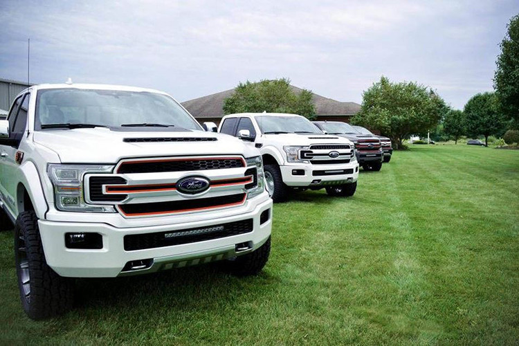 Chính vì vậy để có thể duy trì phiên bản Ford F-150 Harley-Davidson mới, hãng mô tô Mỹ đã phối hợp cùng với công ty độ xe Tuscany Motor Company.