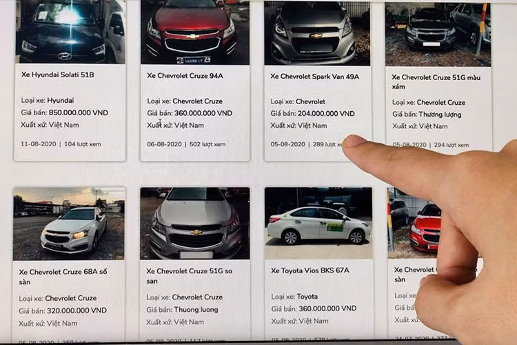 Ngân hàng TPBank cũng thông báo đấu giá thêm khoảng 30 chiếc ôtô thanh lý giá rẻ từ đầu tháng 5 đến nay, bao gồm cả xe tải, xe con,… Thông báo thanh lý tài sản của ngân hàng có mô tả khá chi tiết về hiện trạng của xe cũng như giá bán.