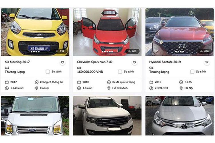 Cụ thể, một chiếc Kia Morning được mô tả bị xước xát quanh xe, lốp mòn được rao bán với giá 198 triệu đồng. Hay chiếc Huyndai i10 được rao bán với giá 216 triệu đồng. Xe được mô tả bị xước quanh xe, có chỗ móp, lốp mòn, cửa sau bên phụ móp, tay nắm cửa trước bên phụ bị vỡ, nội thất bình thường.