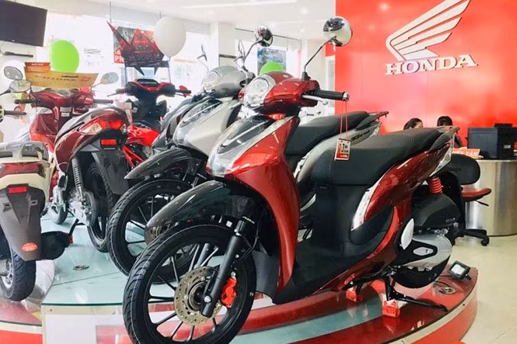 Honda SH Mode bi dai ly Viet 