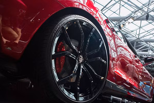 Tesla Model S sap co he thong tu lai Auto Pilot-Hinh-3