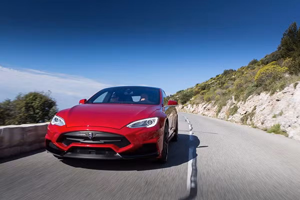 Tesla Model S sap co he thong tu lai Auto Pilot-Hinh-2