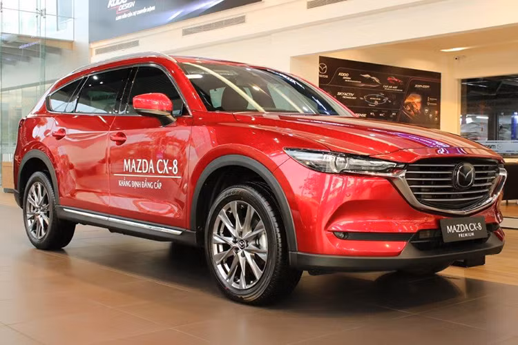 Gia xe Mazda CX-8 tai Viet Nam dang 